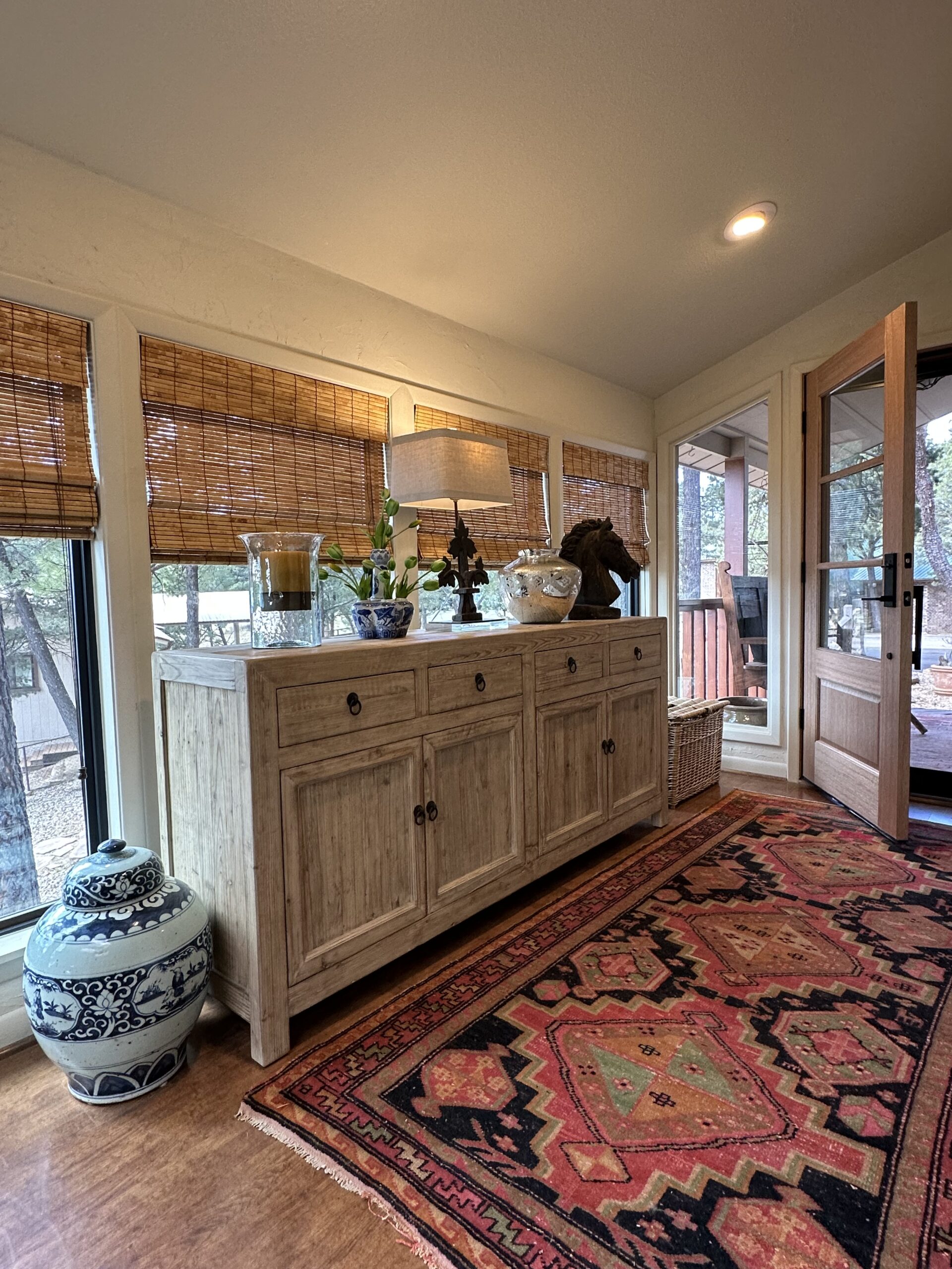 About - L Interiors